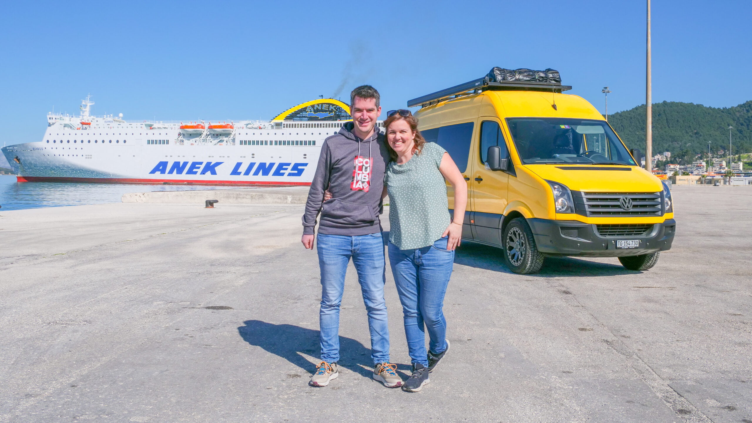 Griechenland_Fähre_comewithus2_2 Mit dem Frühbucherrabatt für Fährreiseb nach Griechenland steigt die Vorfreude am Hafen umso mehr.