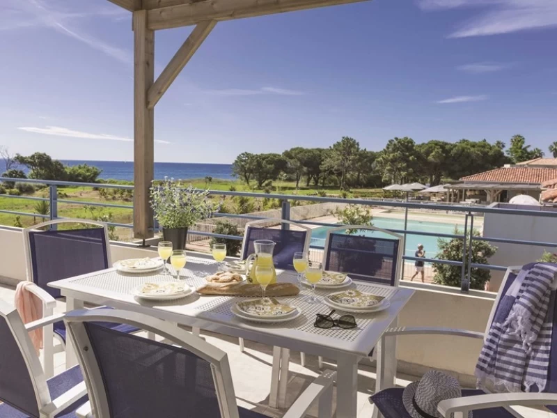 location-vacances-corse-poggio-mezzana-residence-club-odalys-acqua-bella-3_800x600.jpg